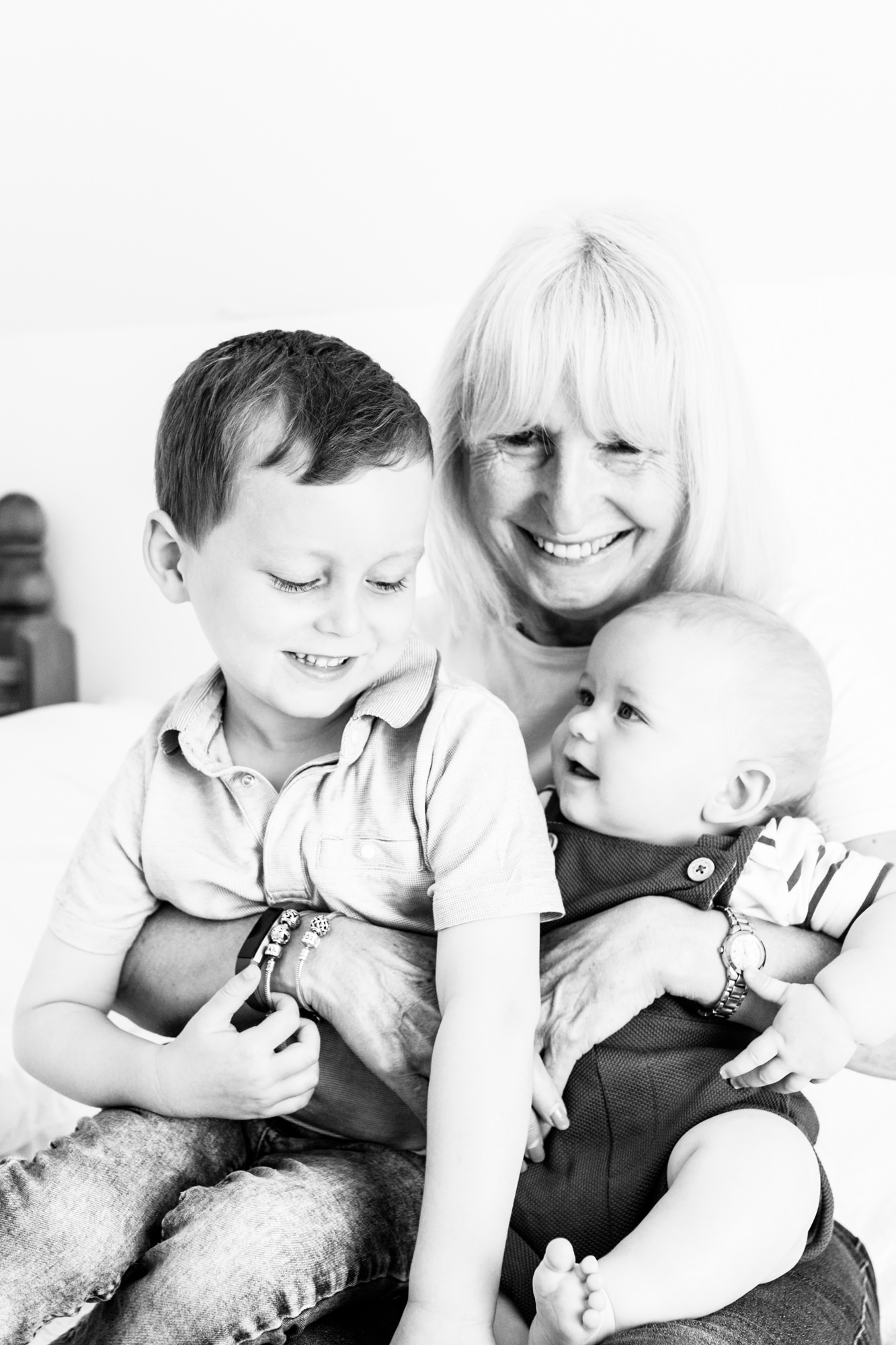 Nanny and her grandsons at their extended family photoshoot in Kent